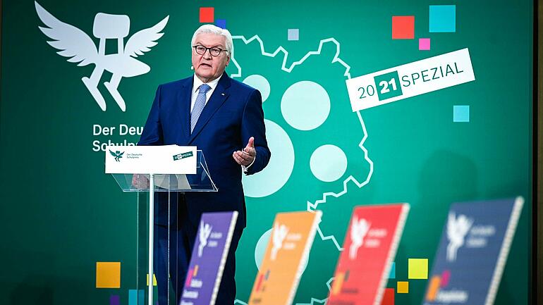 Bundspräsident Frank Walter-Steinmeier hält Rede beim Detuschen Schulpreis 2021.