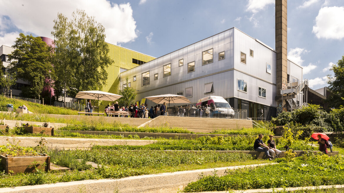 Nachbarschaftspark und Fabrik des BOB-Campus.