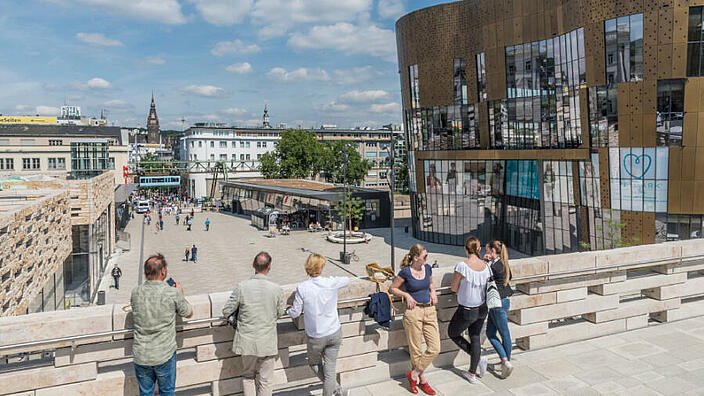 Wuppertal - Eingangstor zur Stadt vom Döppersberg und Hauptbahnhof direkt in die Innenstadt