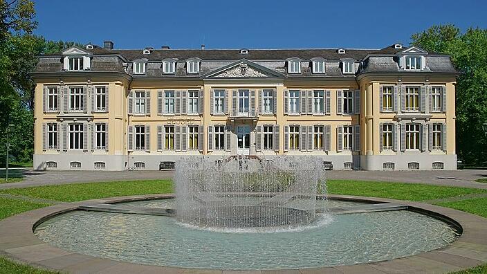 Leverkusen - Schloss Morsbroich – Städtisches Museum für Zeitgenössische Kunst 