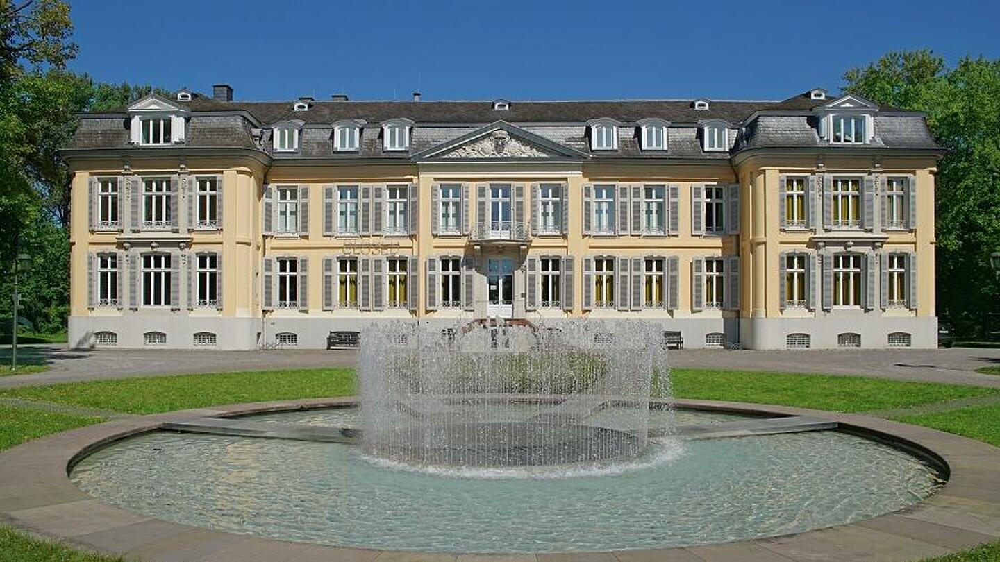 Leverkusen - Schloss Morsbroich – Städtisches Museum für Zeitgenössische Kunst 