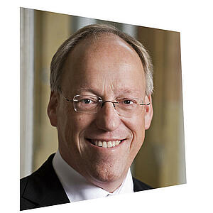 Portraitbild von Pit Clausen, Vorsitzender des Städtetages NRW